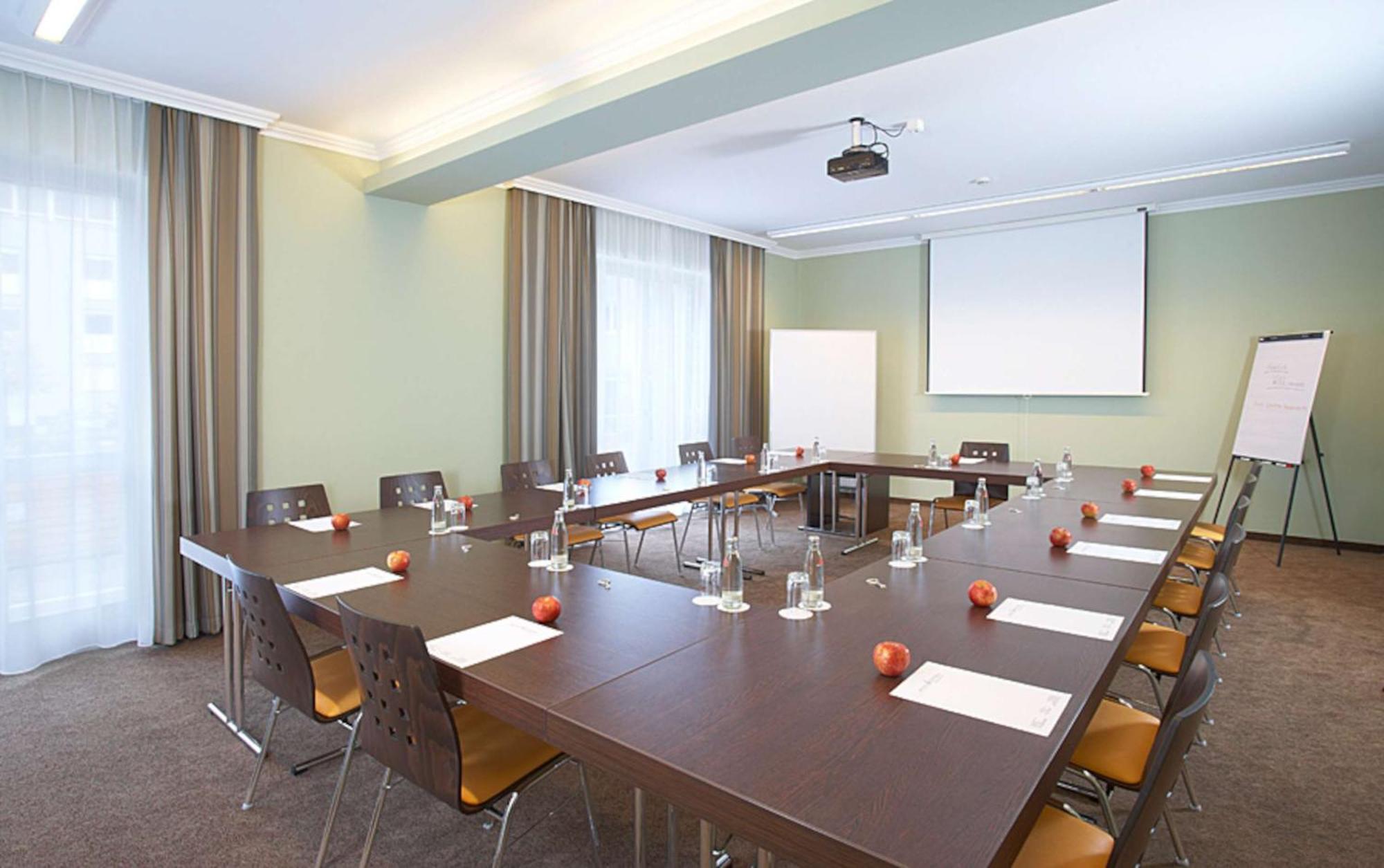 Hotel Central Regensburg Citycentre, Sure Hotel Collection By Best Western Съоръжения снимка