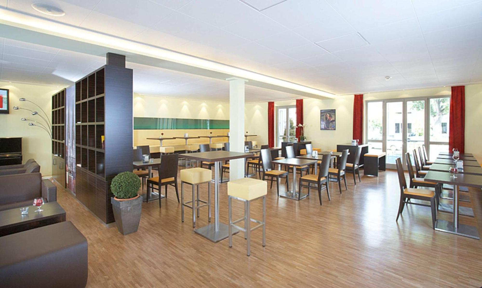 Hotel Central Regensburg Citycentre, Sure Hotel Collection By Best Western Екстериор снимка