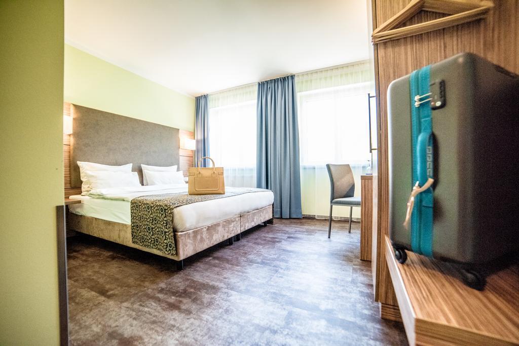 Hotel Central Regensburg Citycentre, Sure Hotel Collection By Best Western Екстериор снимка