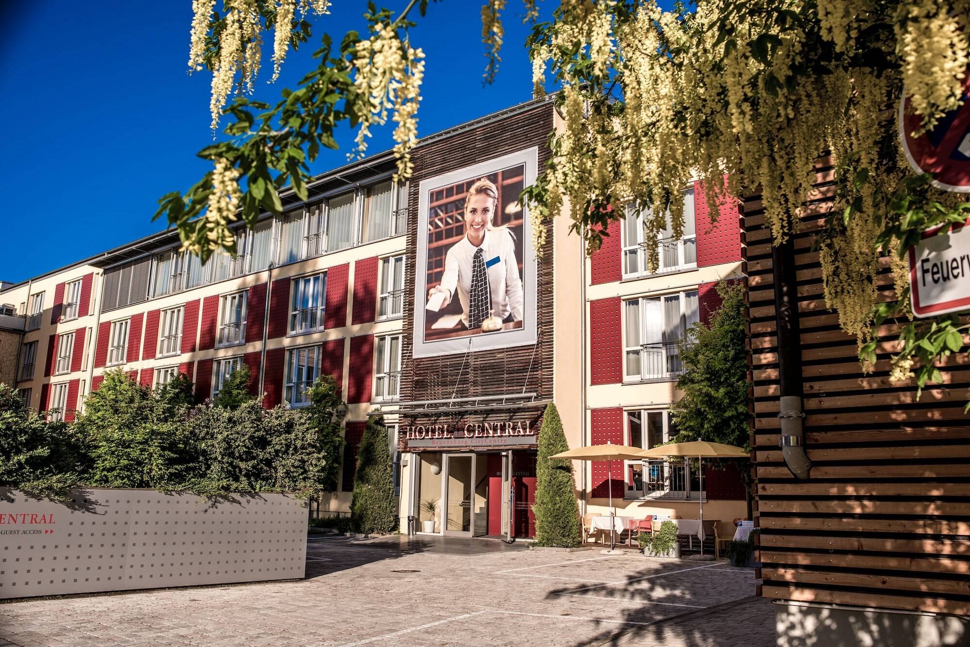 Hotel Central Regensburg Citycentre, Sure Hotel Collection By Best Western Екстериор снимка